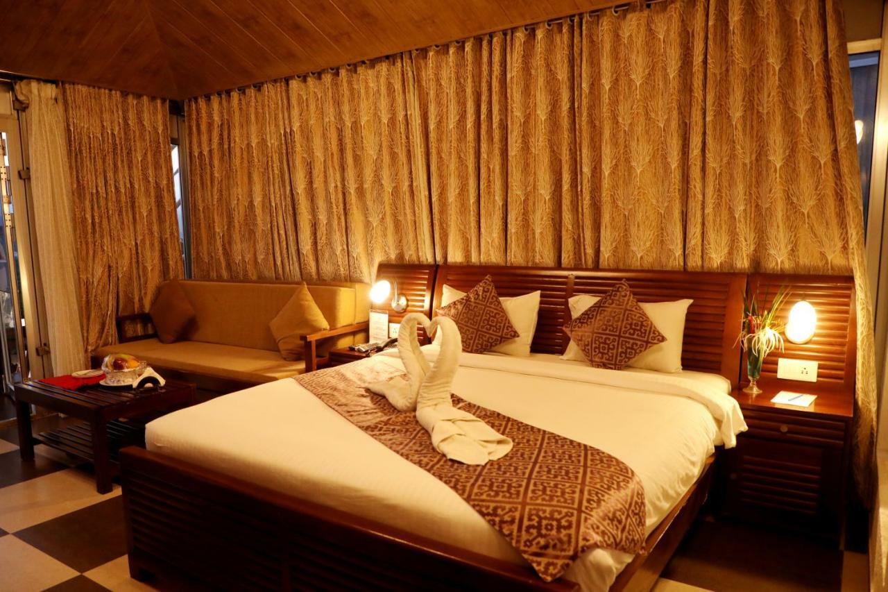 Hotel Sunnys World Pune Zewnętrze zdjęcie