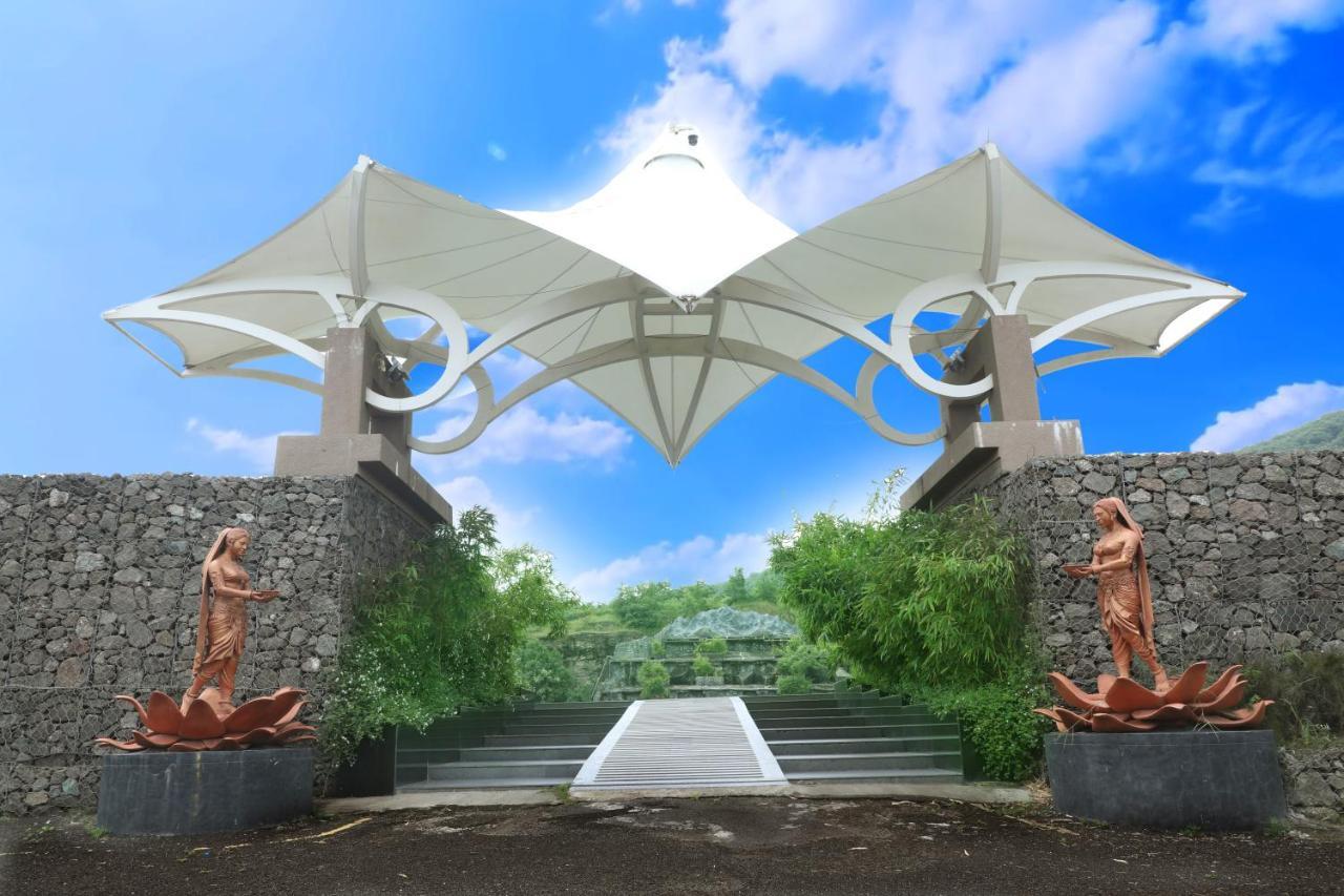 Hotel Sunnys World Pune Zewnętrze zdjęcie
